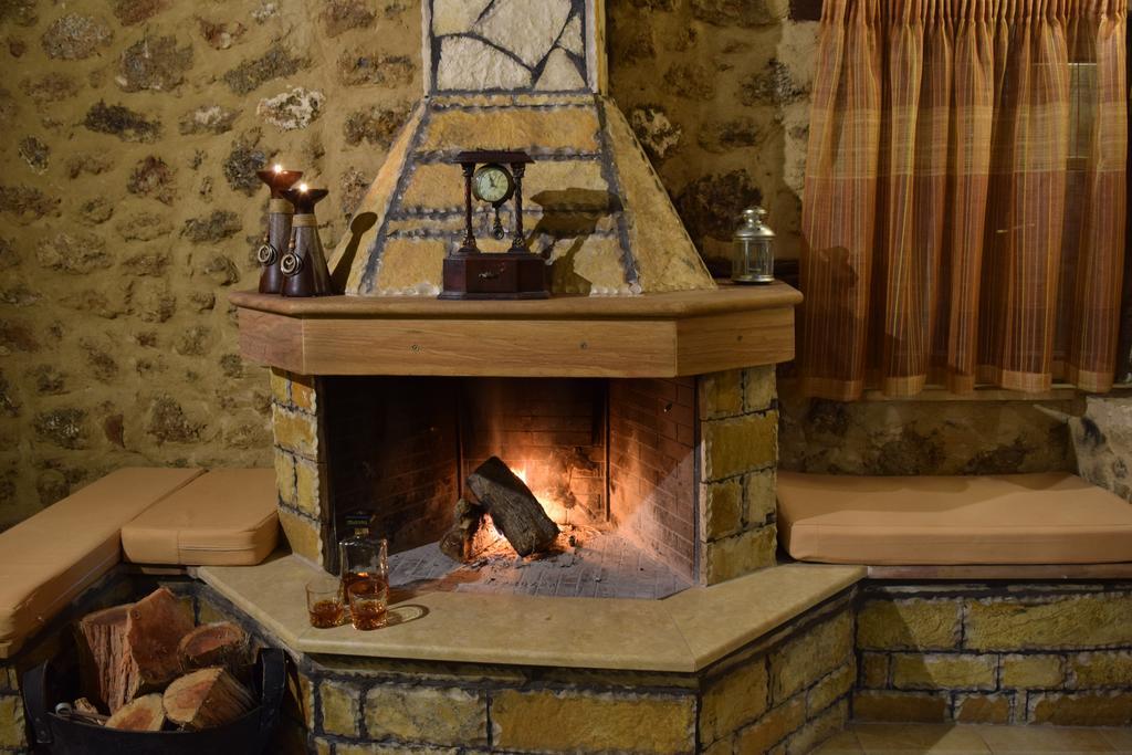 Paliokastro Guesthouse Kato Sinikia Trikalon الغرفة الصورة