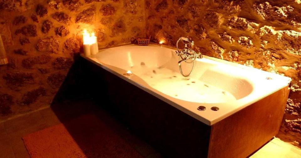 Paliokastro Guesthouse Kato Sinikia Trikalon الغرفة الصورة